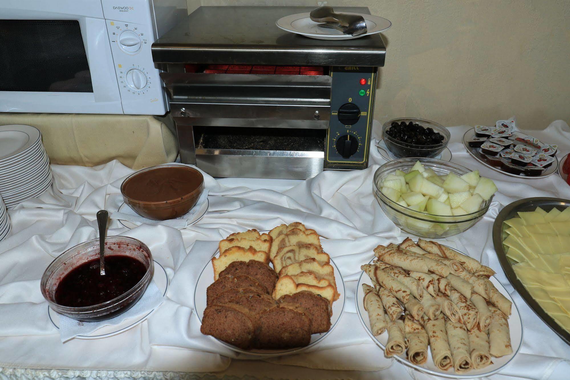 Dafovska Hotel 팜포로보 외부 사진